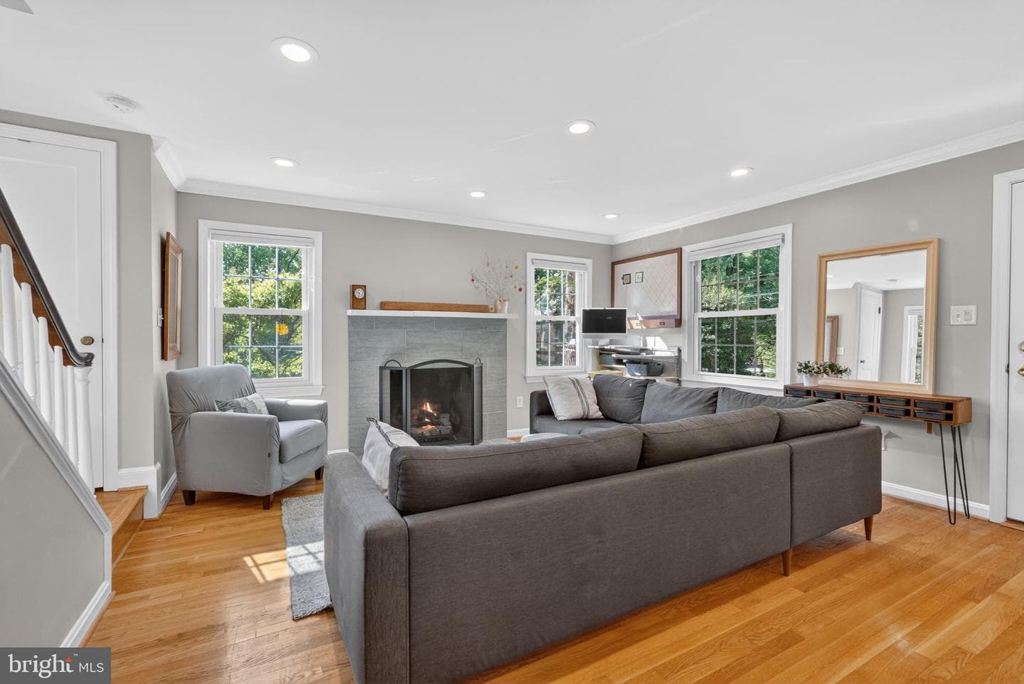 312 Lincoln Avenue photo 4
