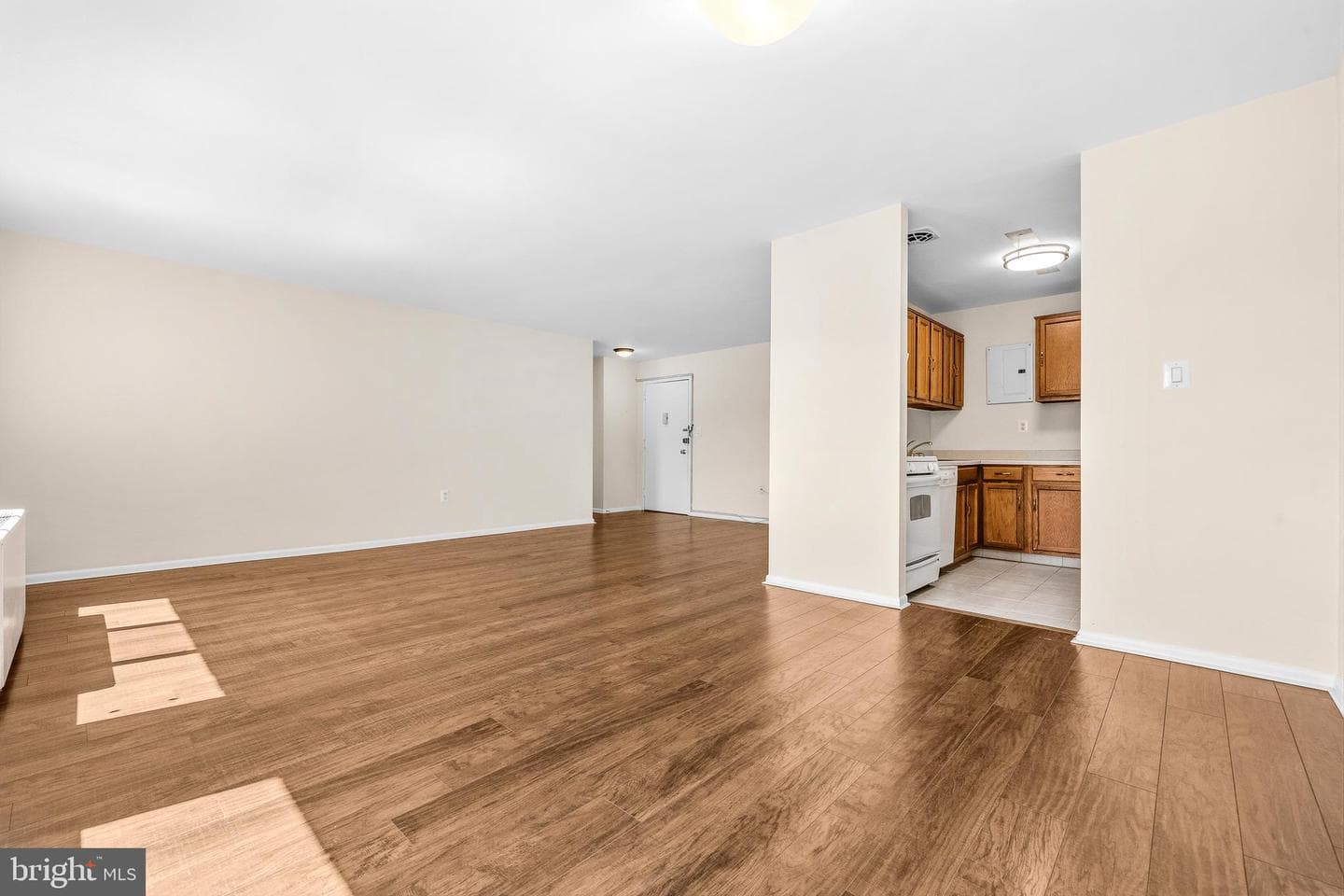 200 N Maple Avenue #613 photo 6