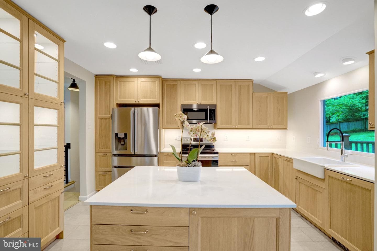 105 Poplar Drive photo 4
