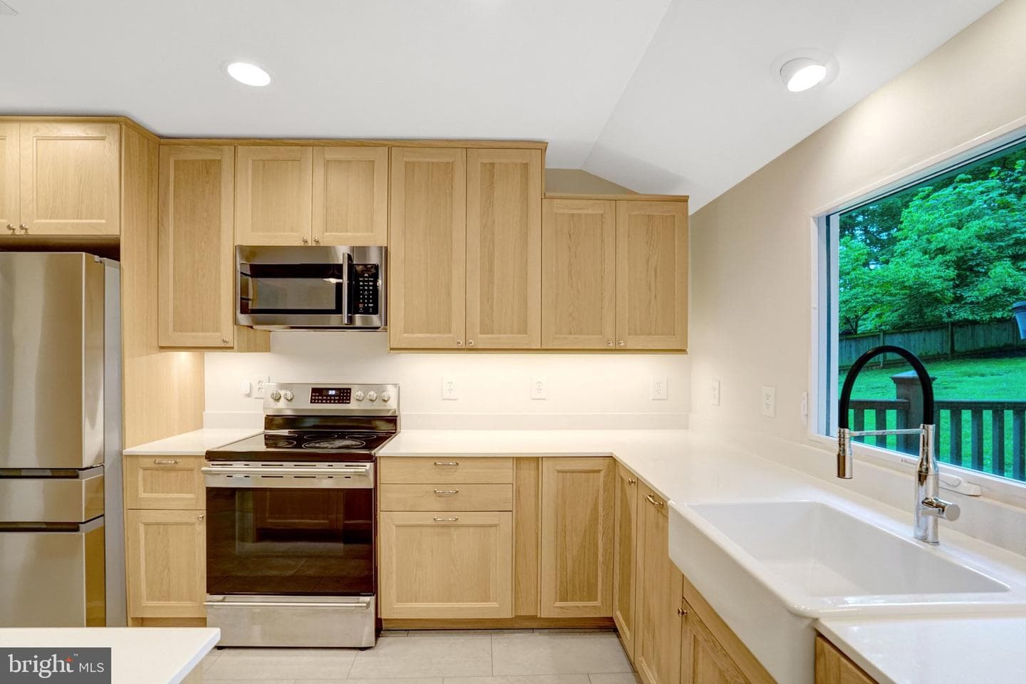 105 Poplar Drive photo 7