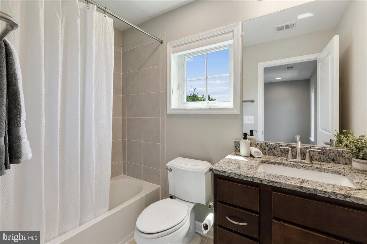1022 Railroad Avenue #4 photo 24