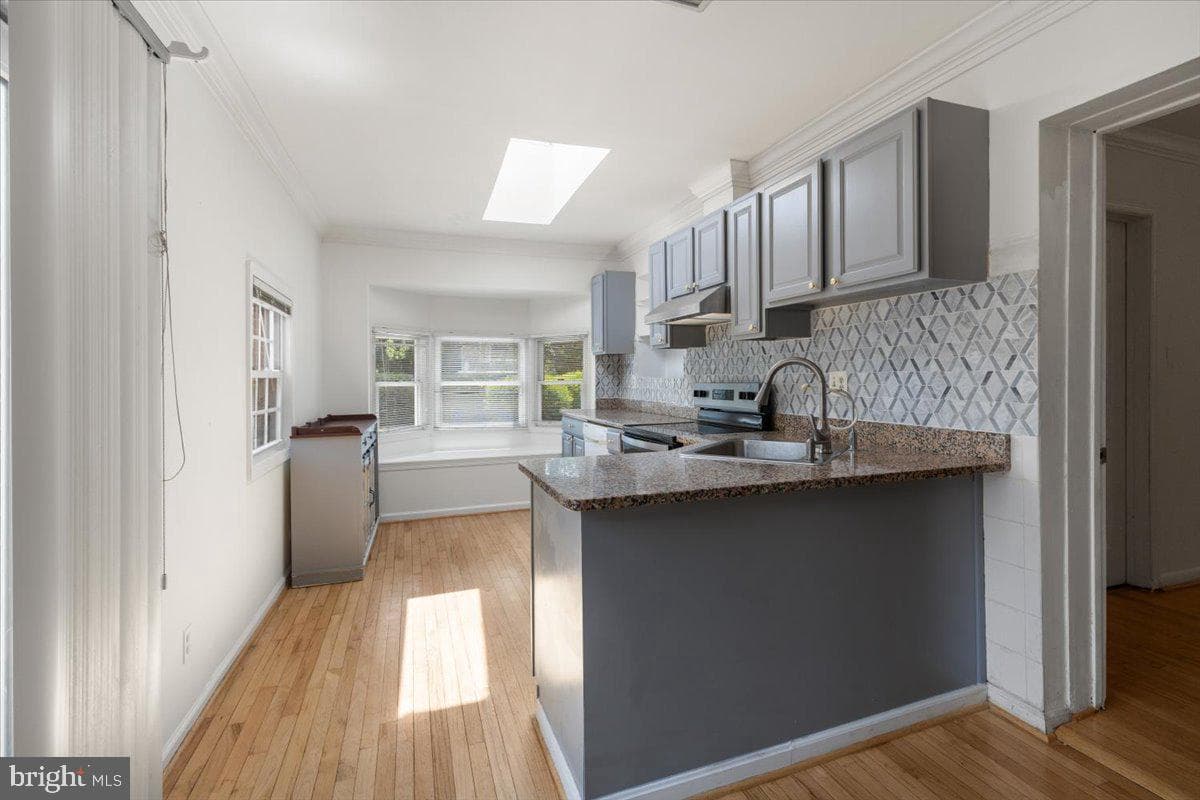 202 S Cherry Street photo 6