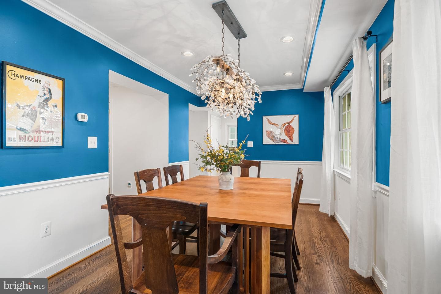 211 W Greenway Boulevard W photo 5