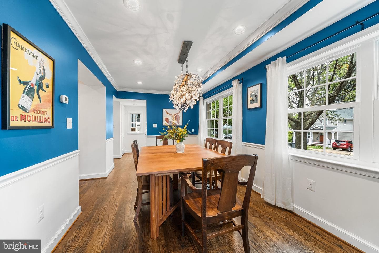 211 W Greenway Boulevard W photo 6