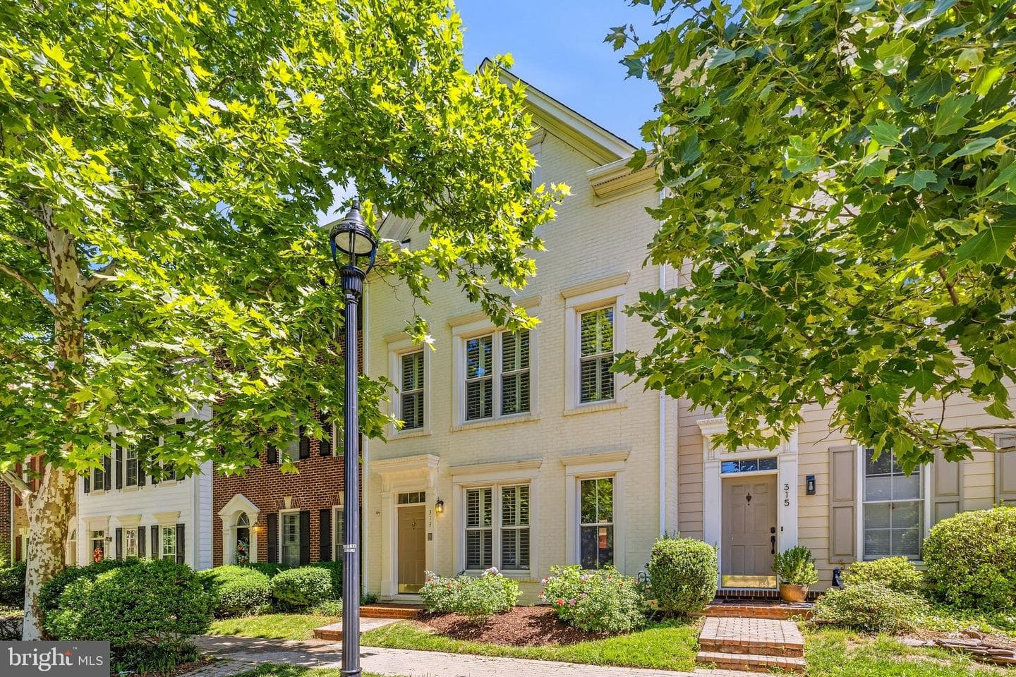 313 Hillwood Avenue, Falls Church
