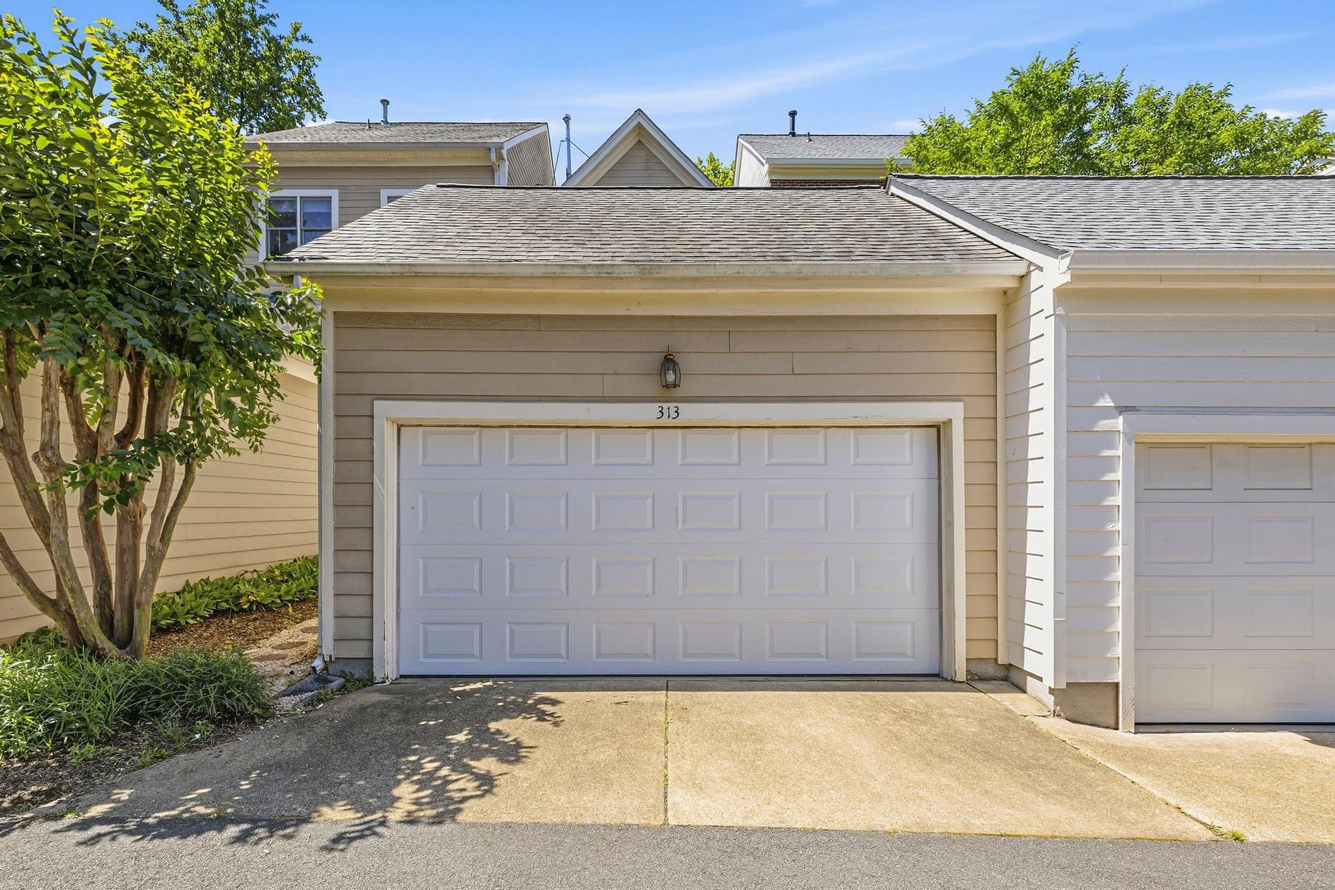 313 Hillwood Avenue photo 30