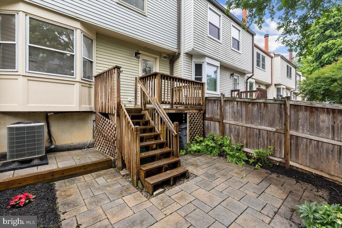 285 Gundry Drive photo 40