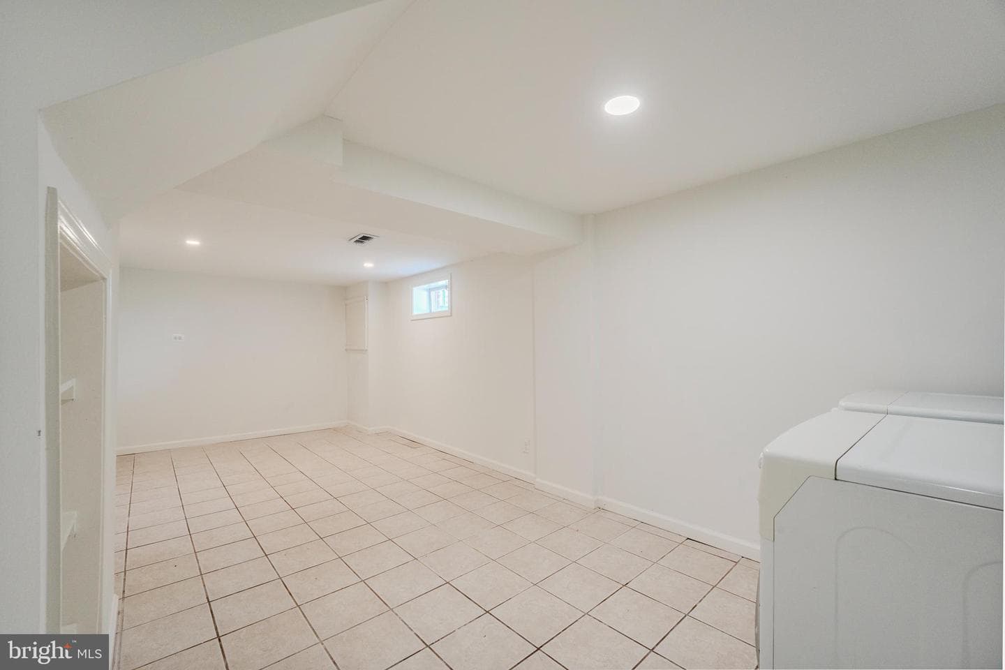 998 N Roosevelt Street photo 29