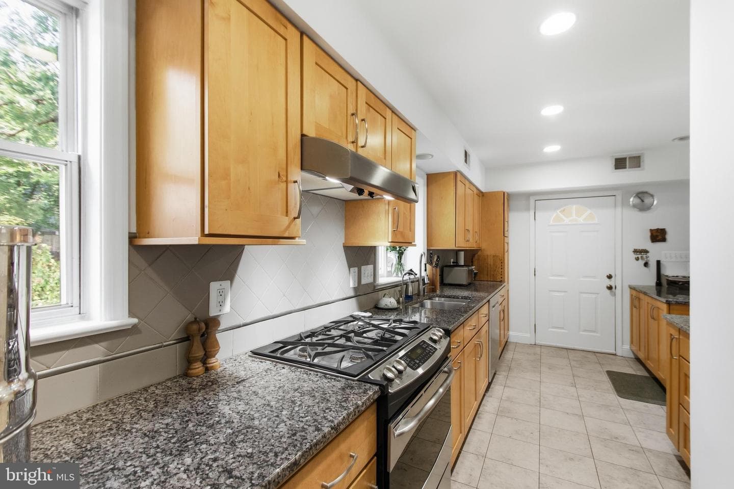 215 W George Mason Road W photo 12