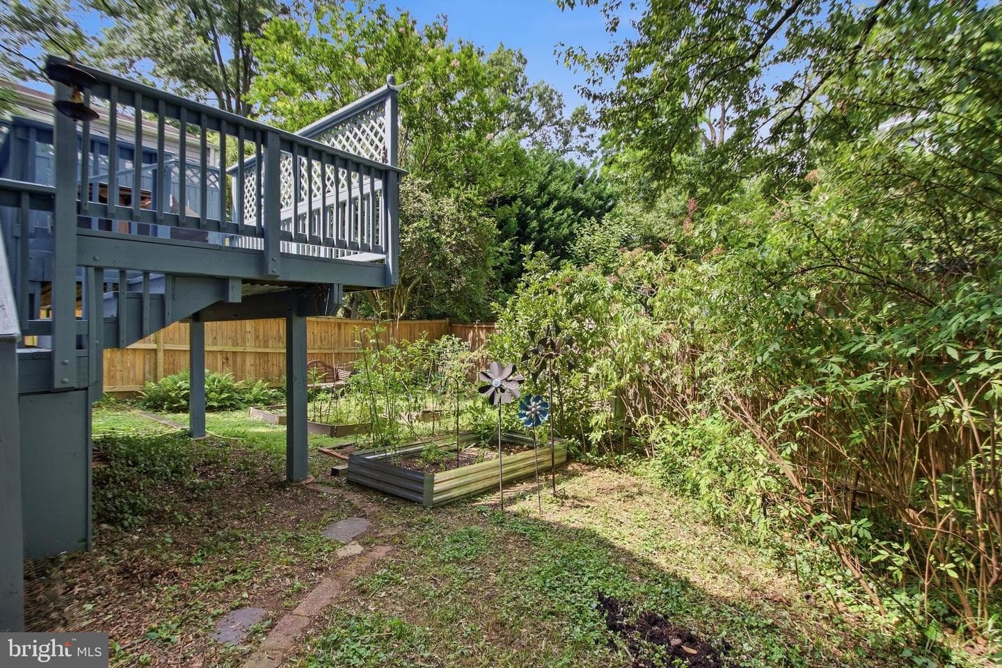 215 W George Mason Road W photo 44