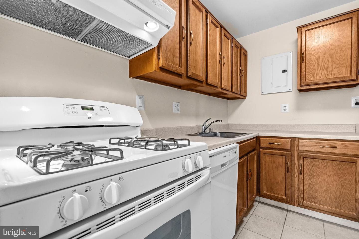 200 N Maple Avenue #613 photo 10