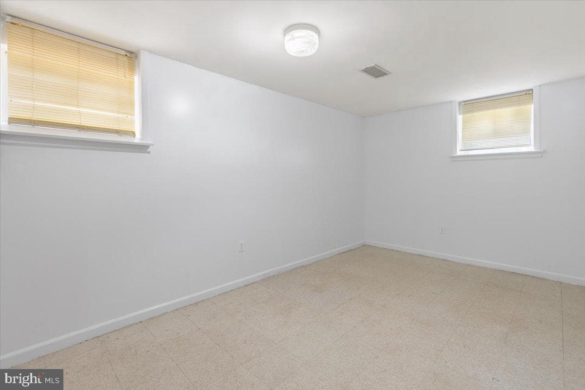 202 S Cherry Street photo 26