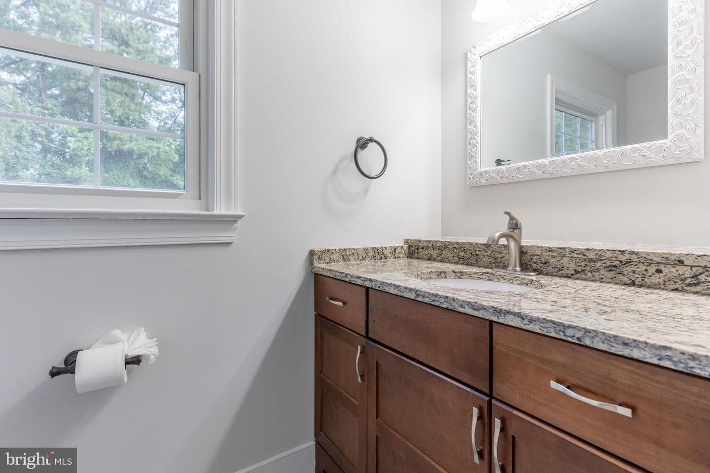142 Woodland Road photo 31