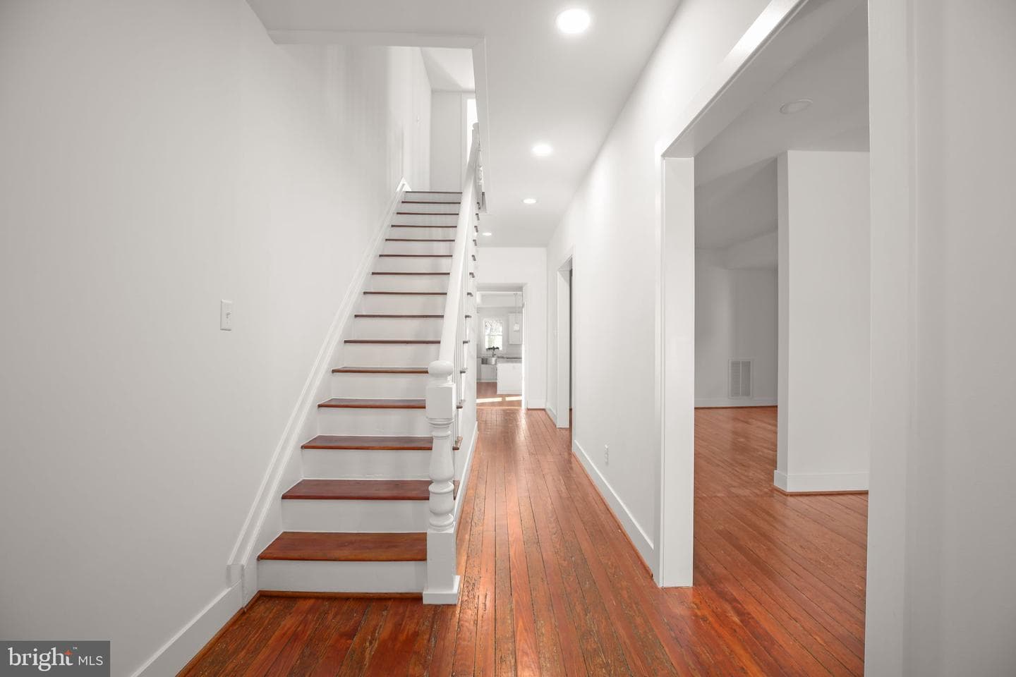 1606 Charles Street photo 8
