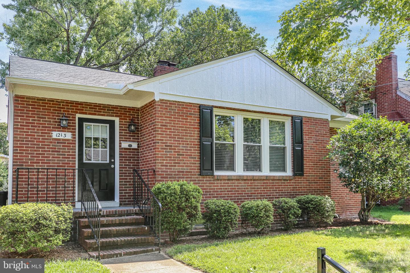 1213 Stafford Avenue photo 33