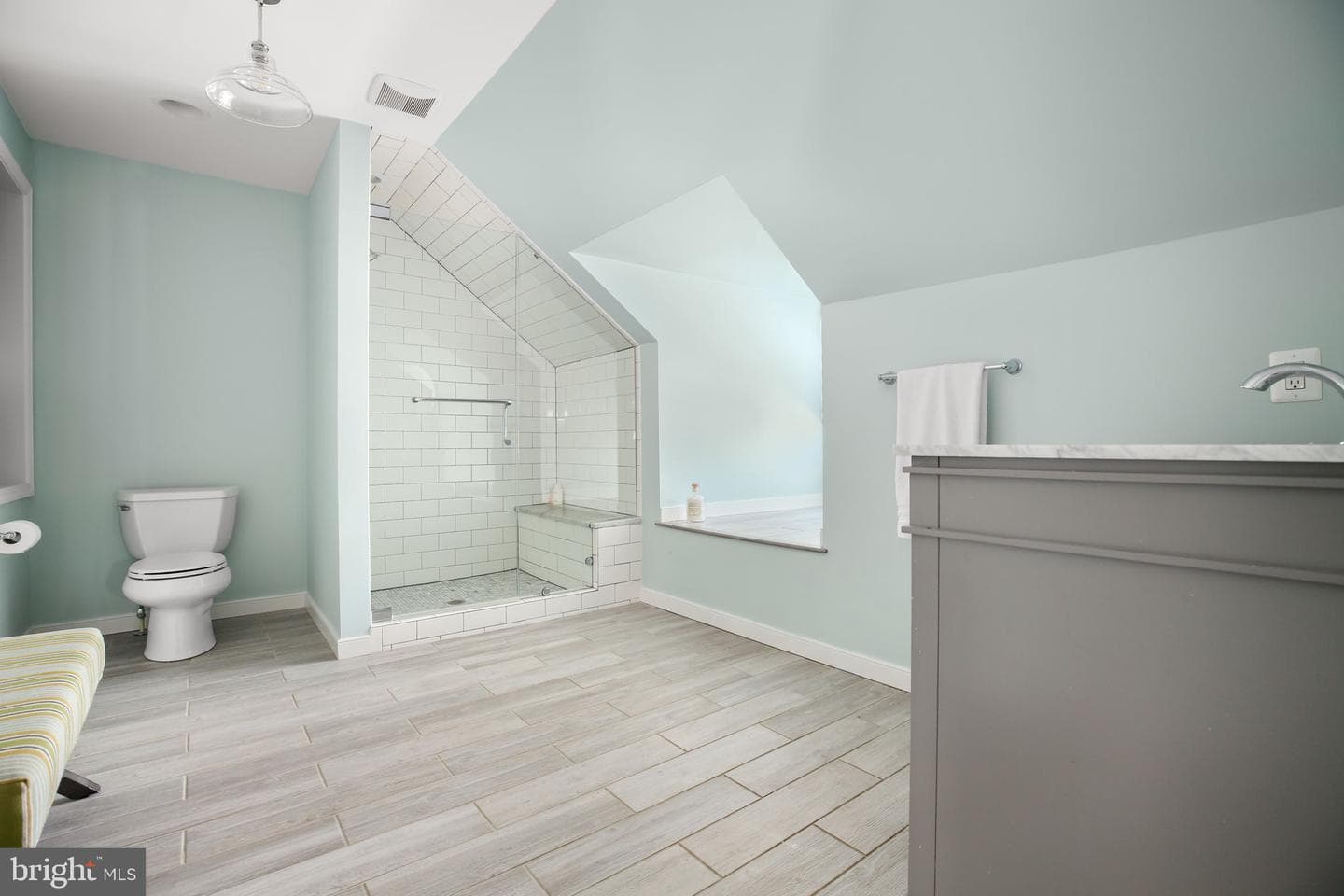 1111 Prince Edward Street photo 64