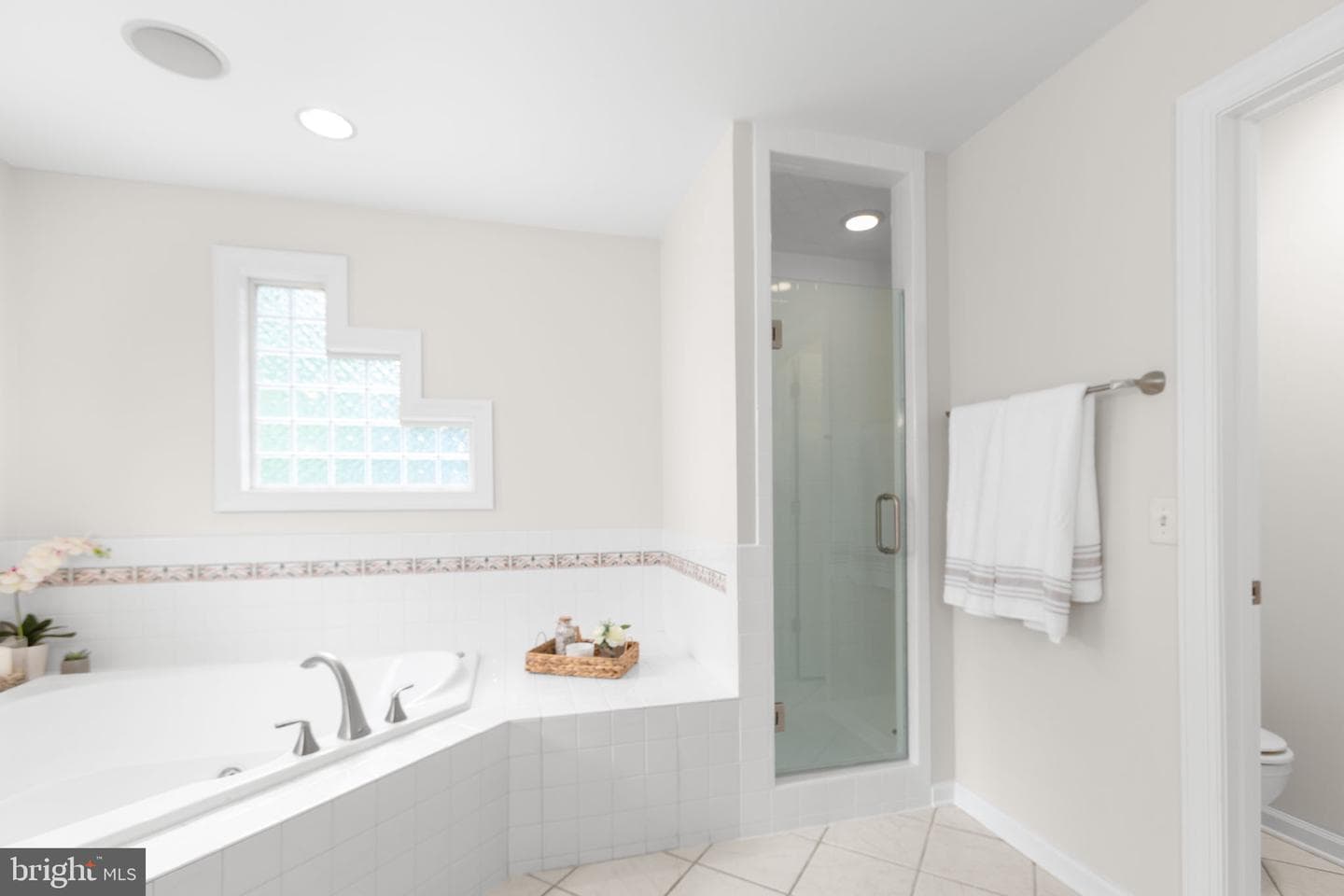1001 Featherston Court photo 62