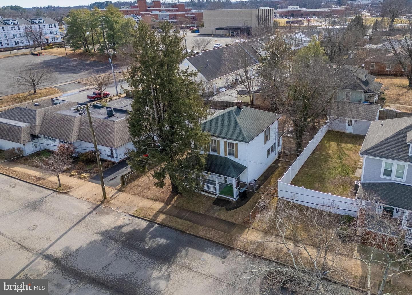 2510 Charles Street photo 16