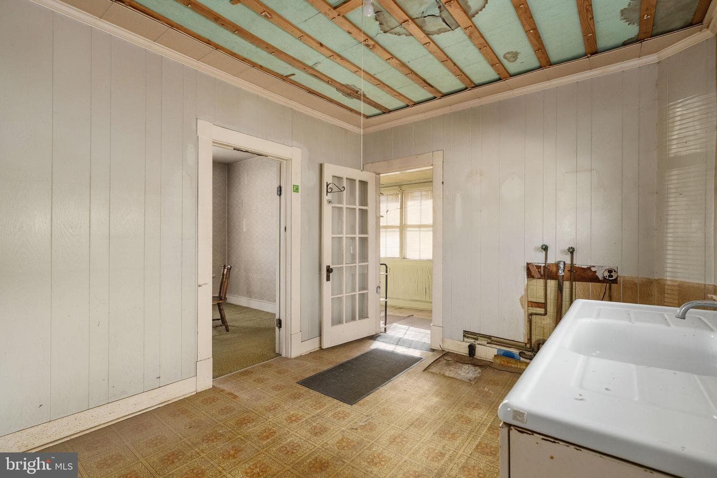 2510 Charles Street photo 29