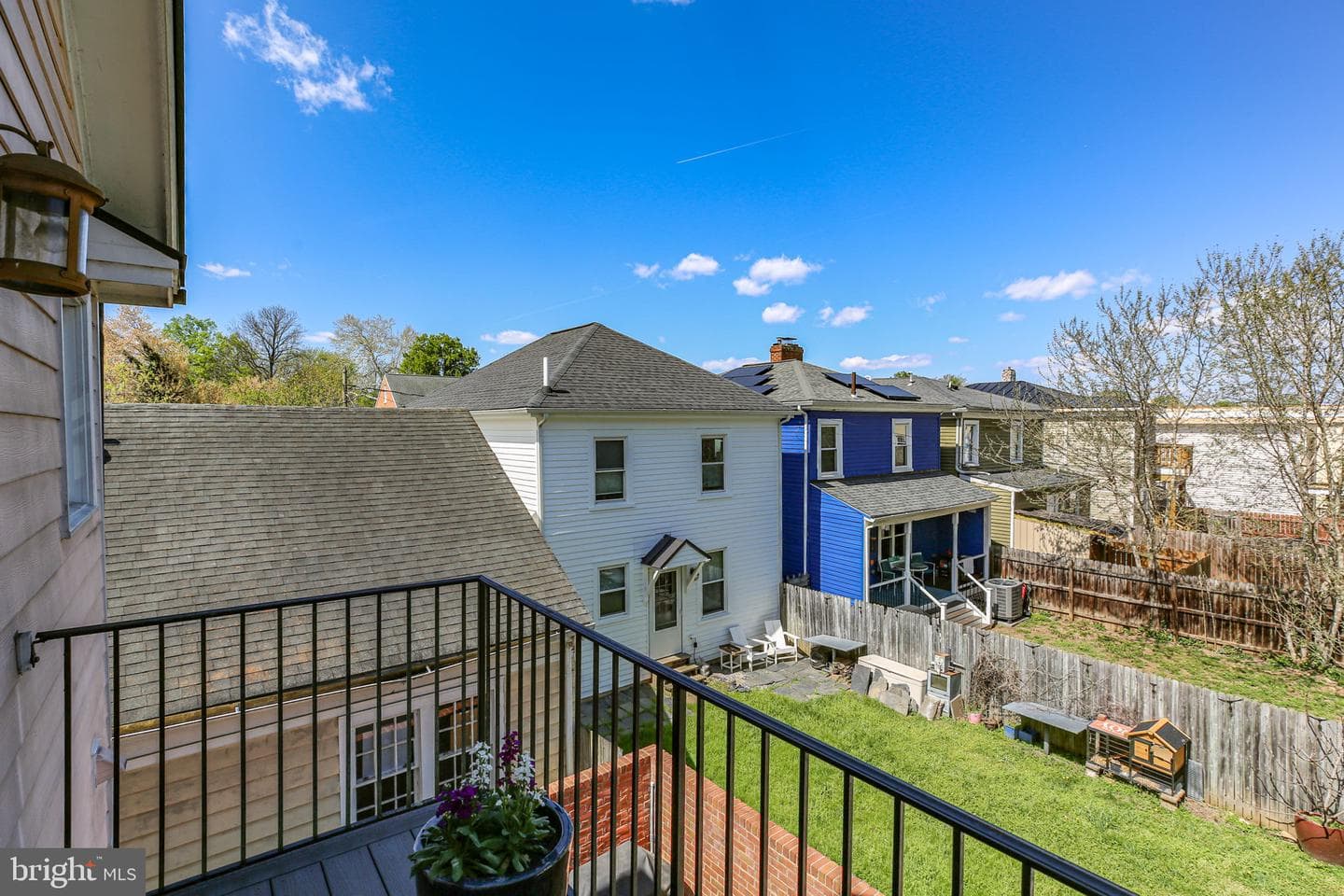 211 Fauquier Street photo 30