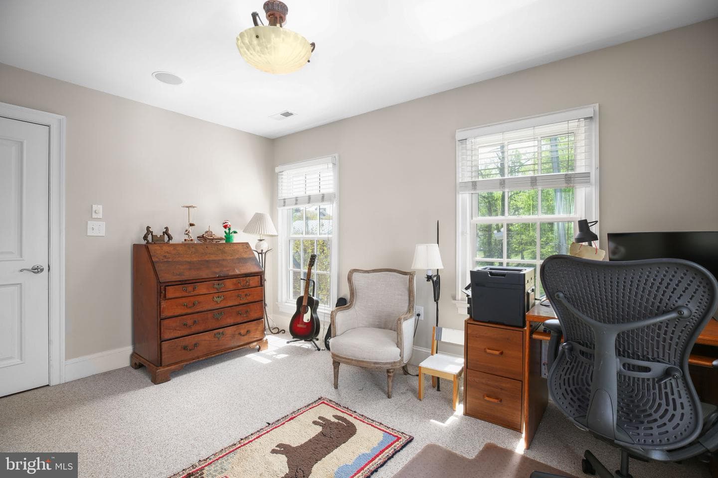 211 Fauquier Street photo 38