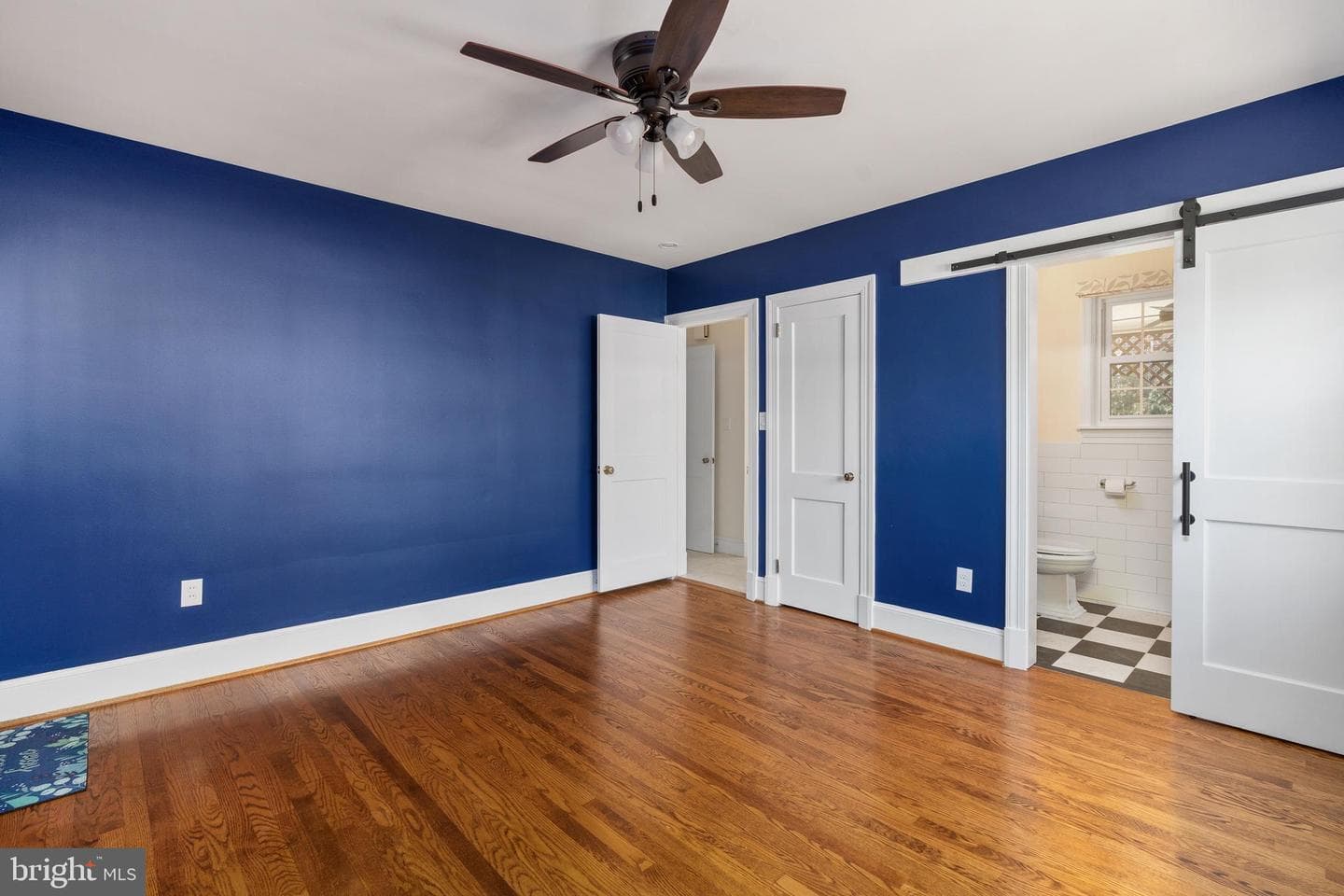 909 Mortimer Avenue photo 30