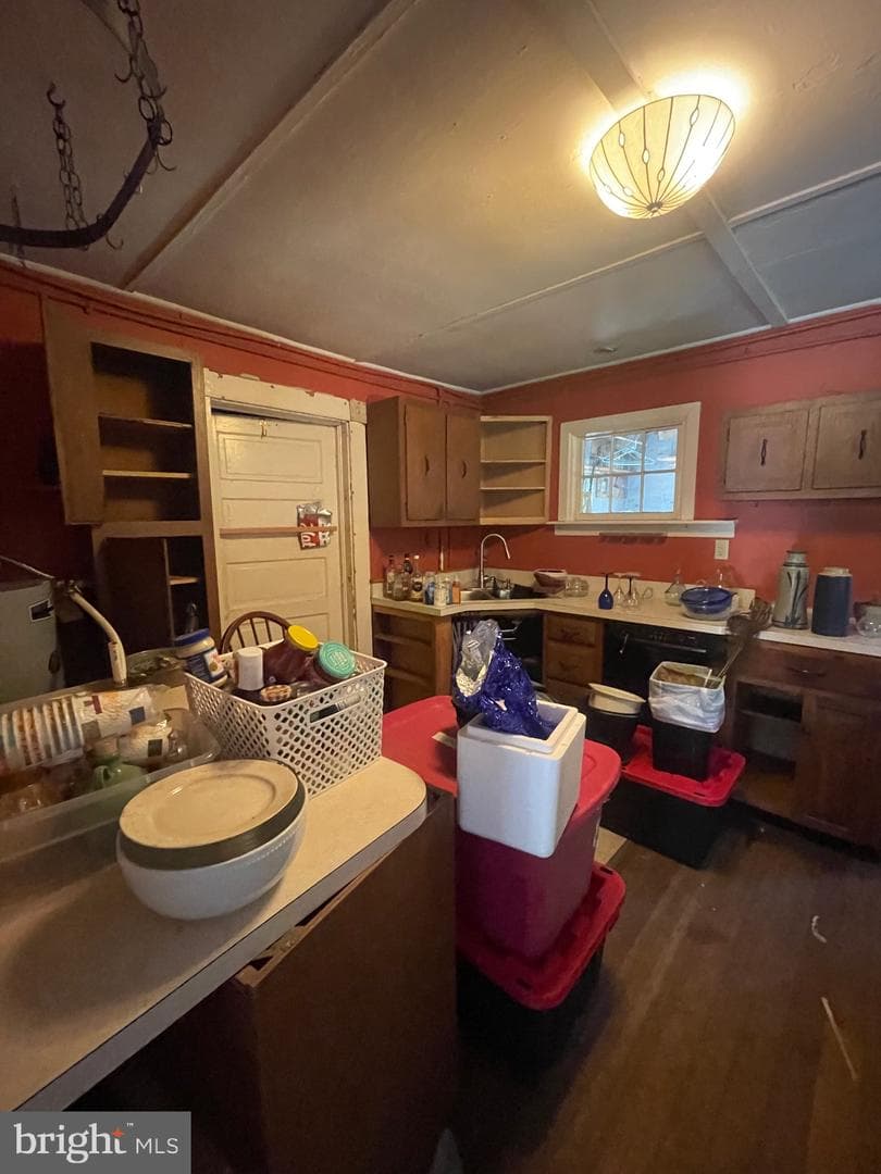 300 Prince Edward Street photo 14