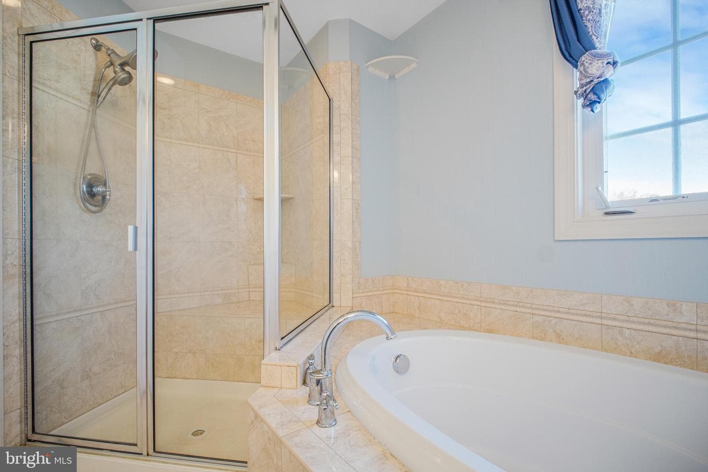 1029 Hotchkiss Place photo 38