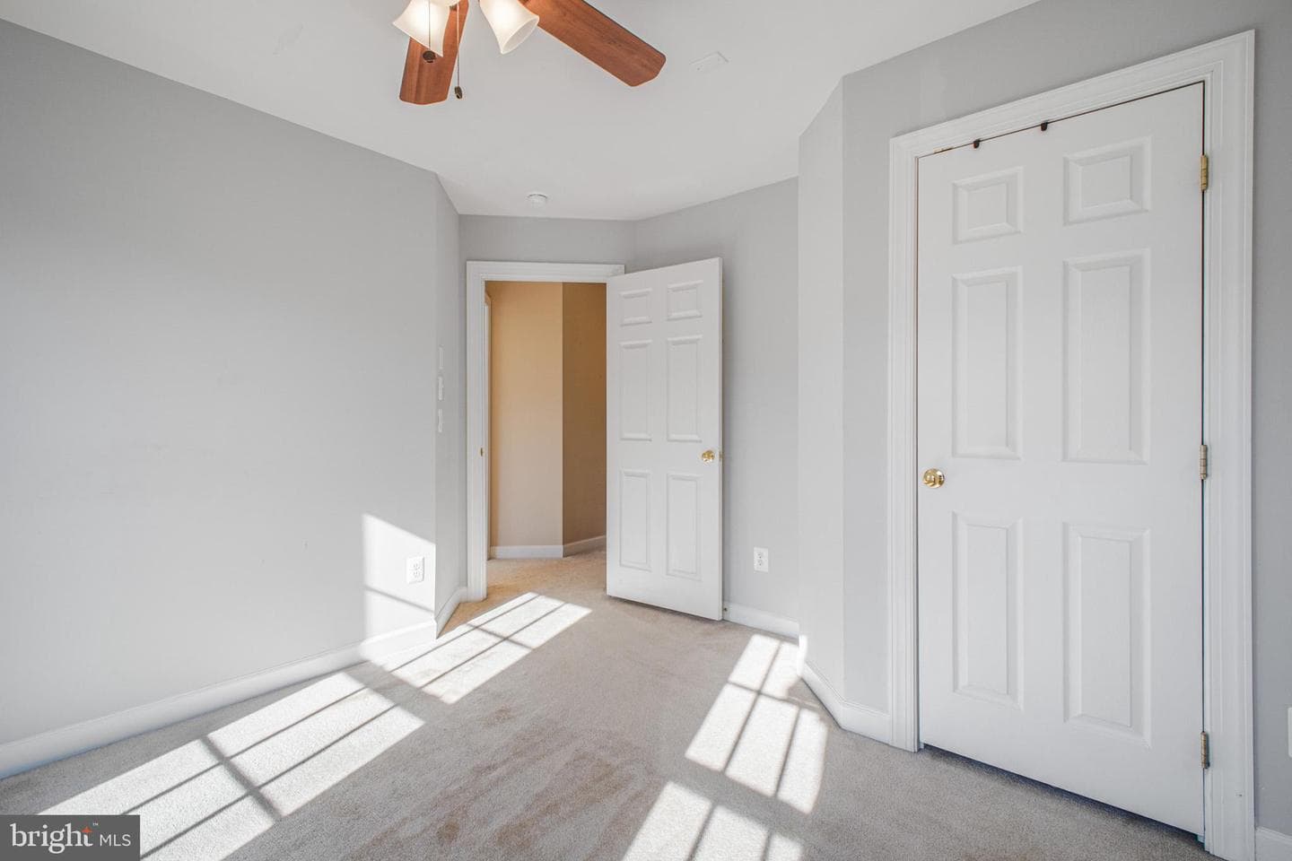 1029 Hotchkiss Place photo 41