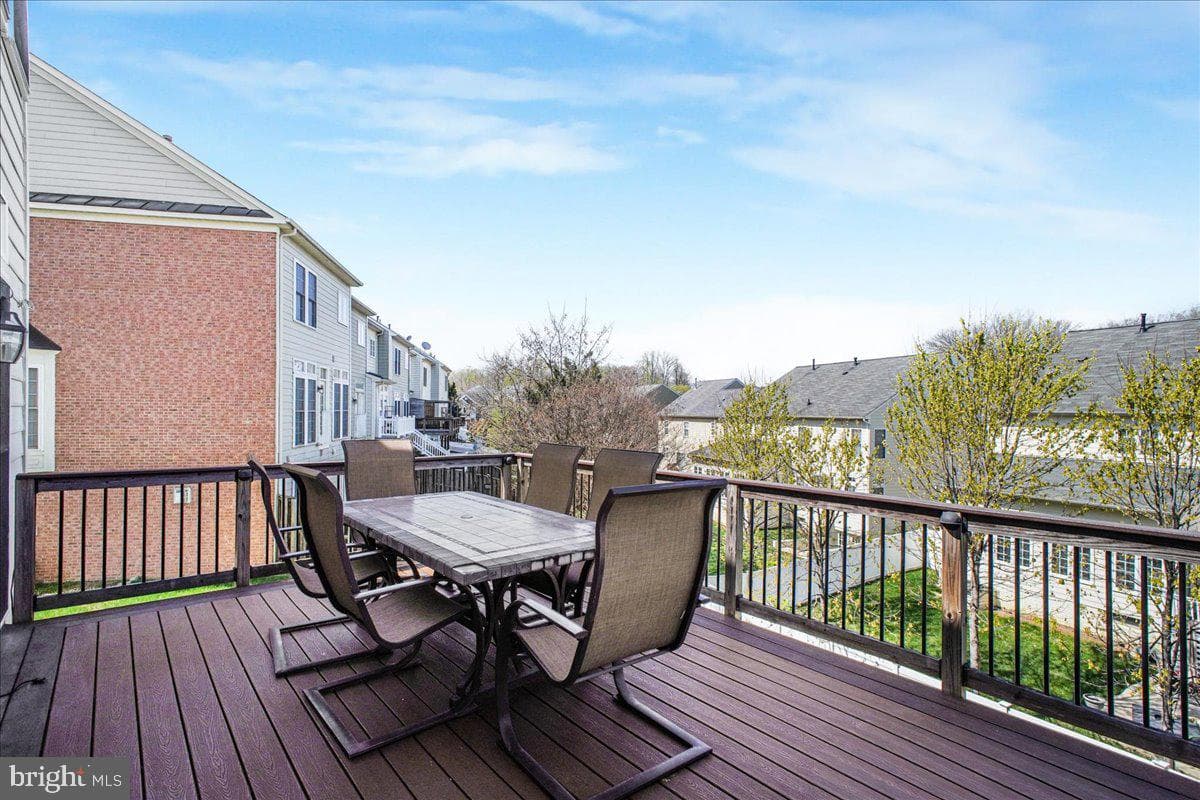 1029 Hotchkiss Place photo 60