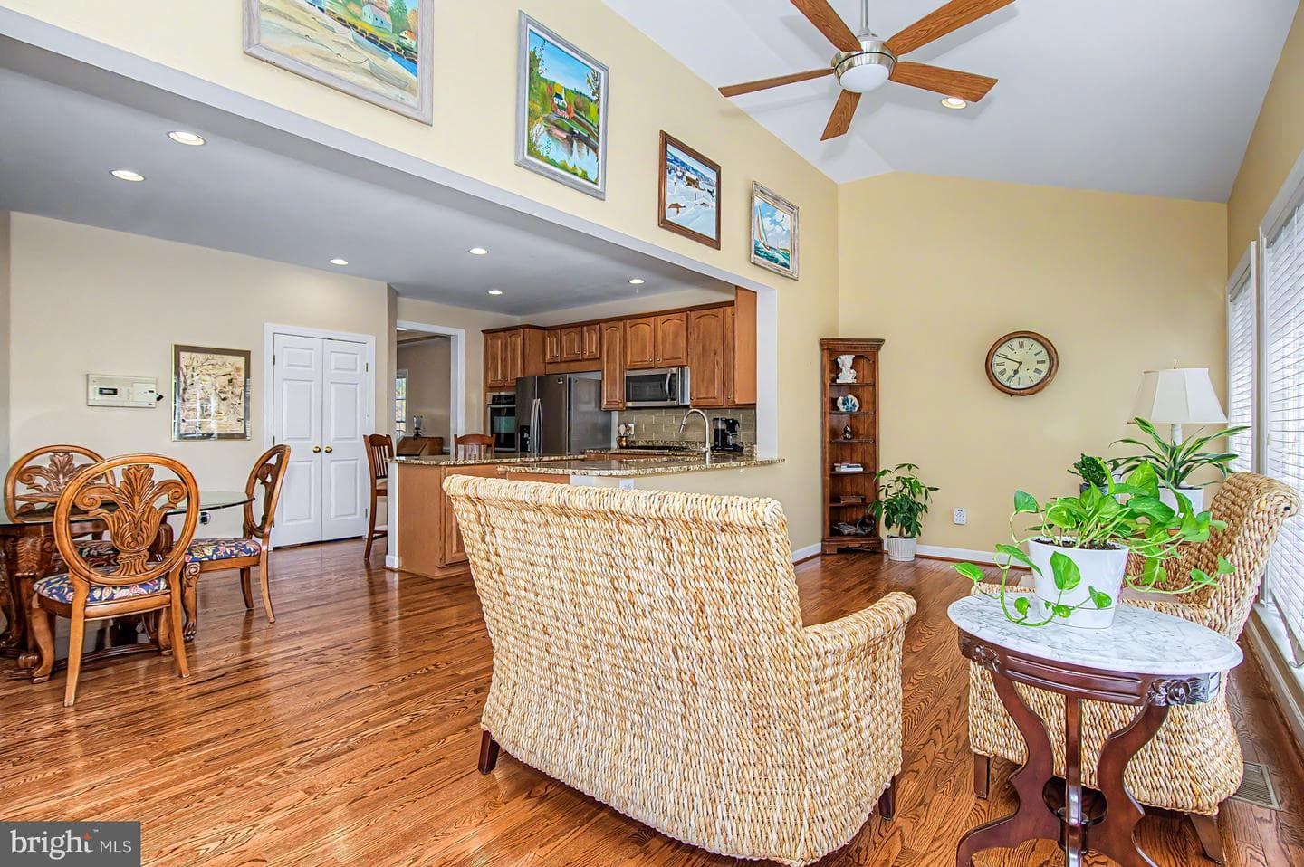 1003 Raymond Court photo 19