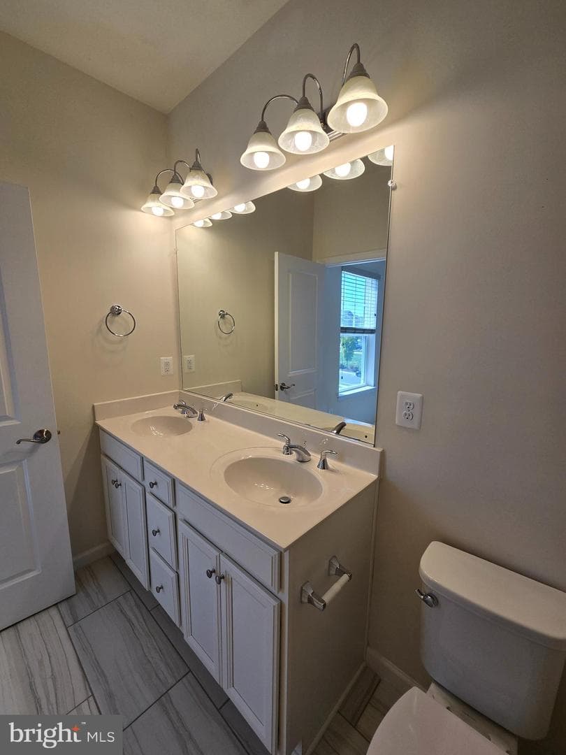 2208 Shadmoor Drive photo 17