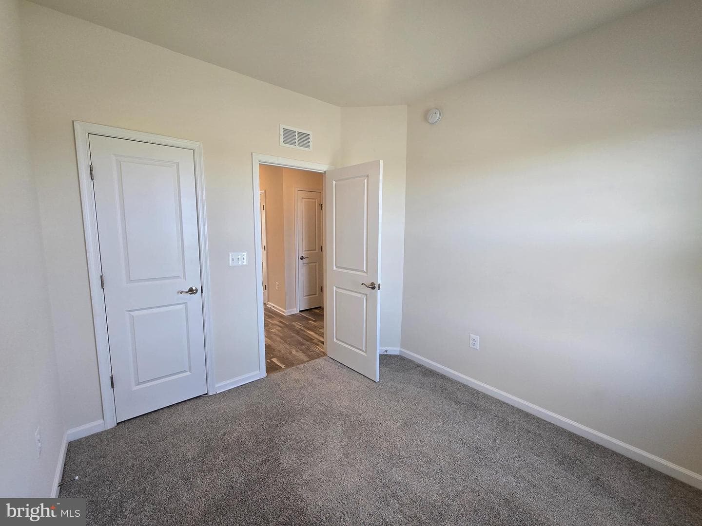 2208 Shadmoor Drive photo 25