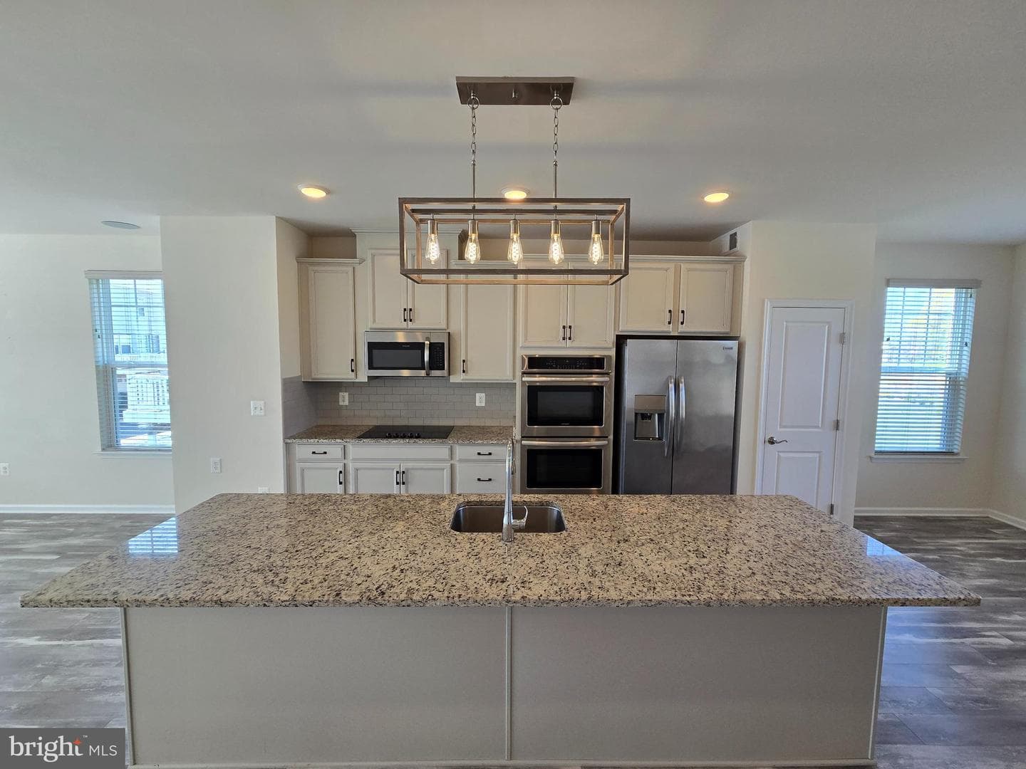 2208 Shadmoor Drive photo 6