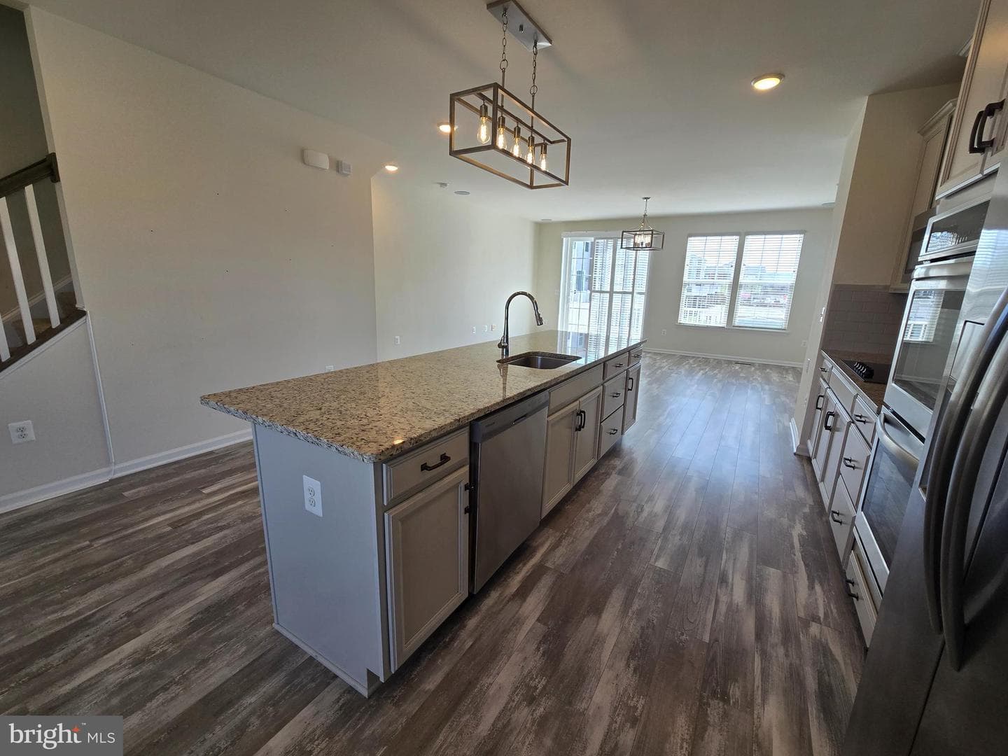 2208 Shadmoor Drive photo 9