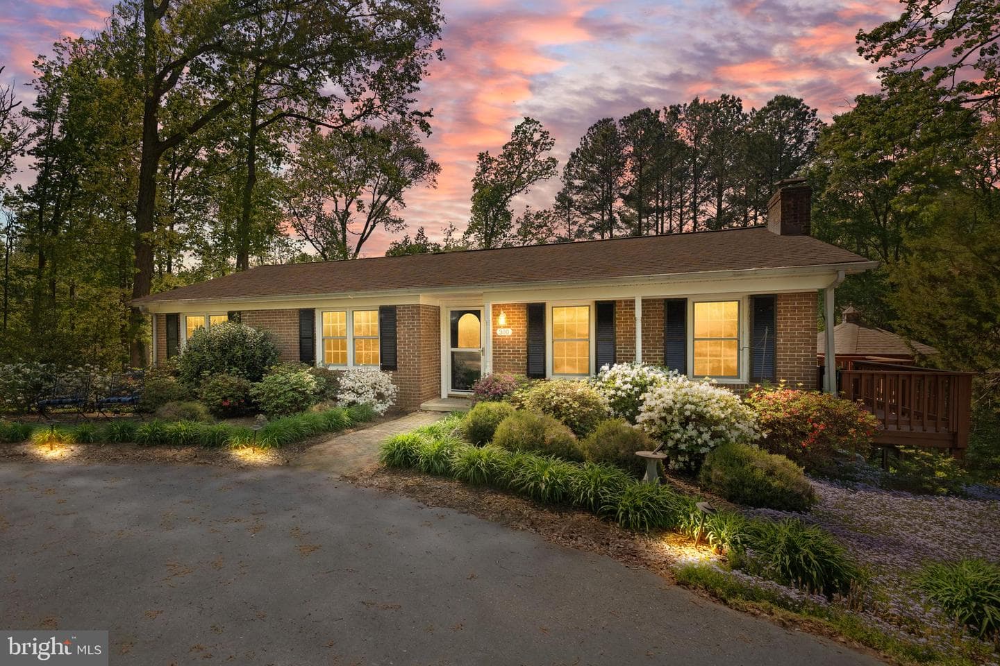 300 Braehead Drive
