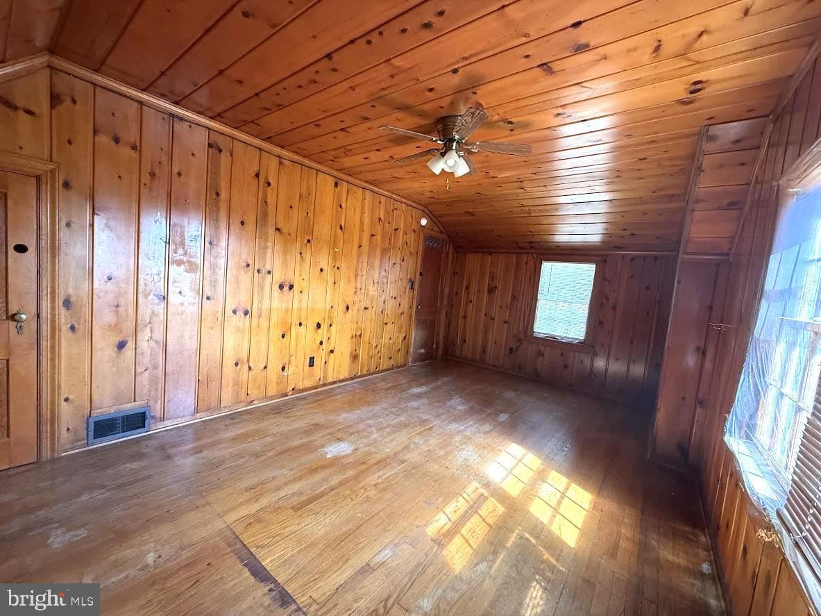 2401 Lafayette Boulevard photo 15
