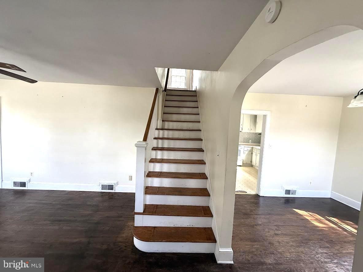 2401 Lafayette Boulevard photo 6