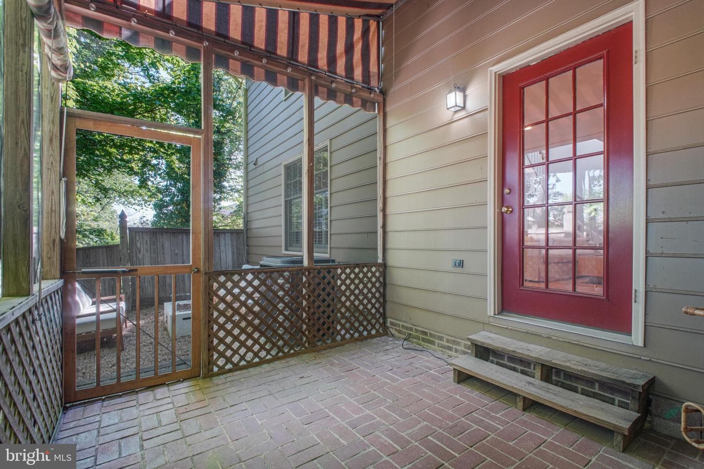 823 College Avenue #i photo 29