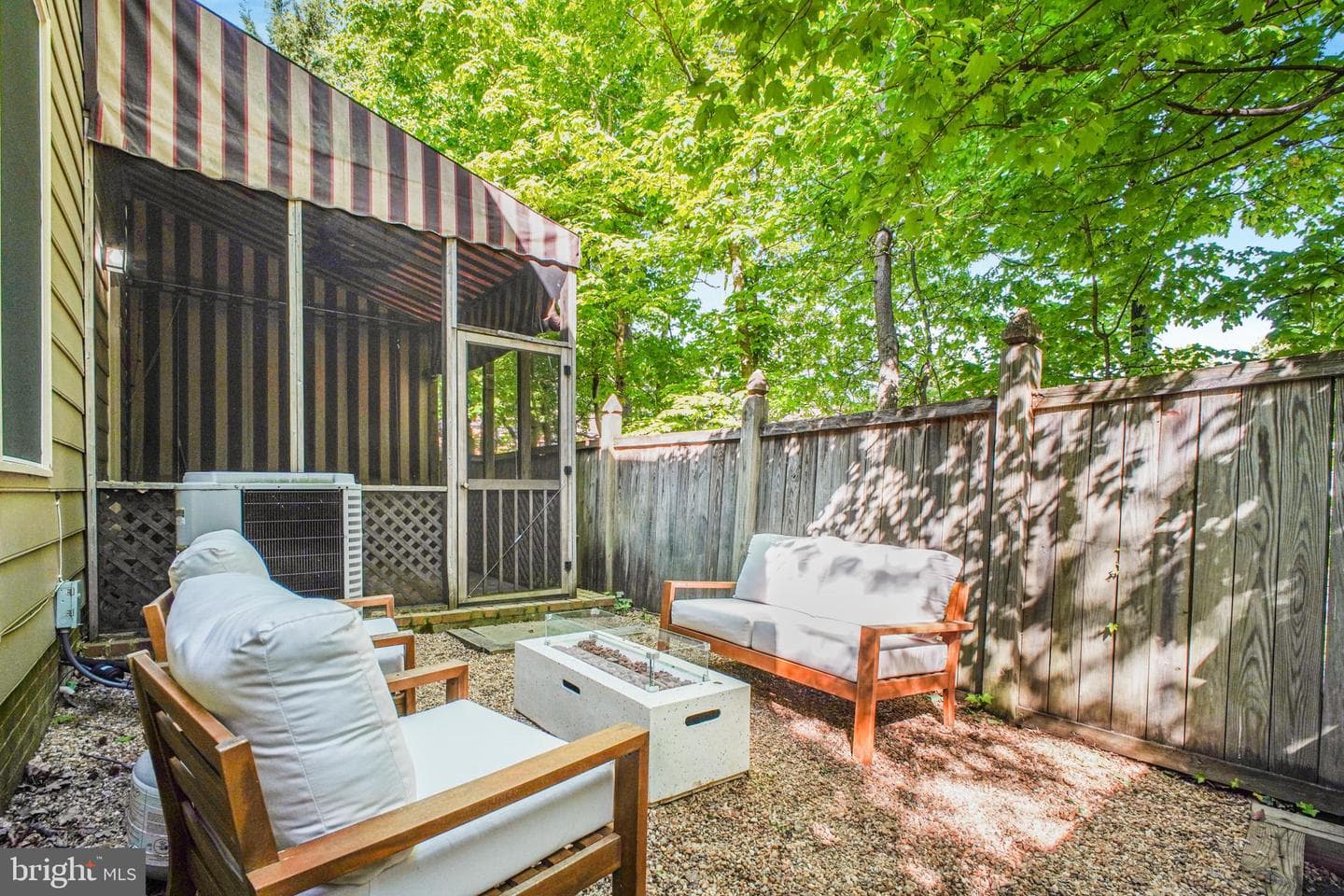 823 College Avenue #i photo 31