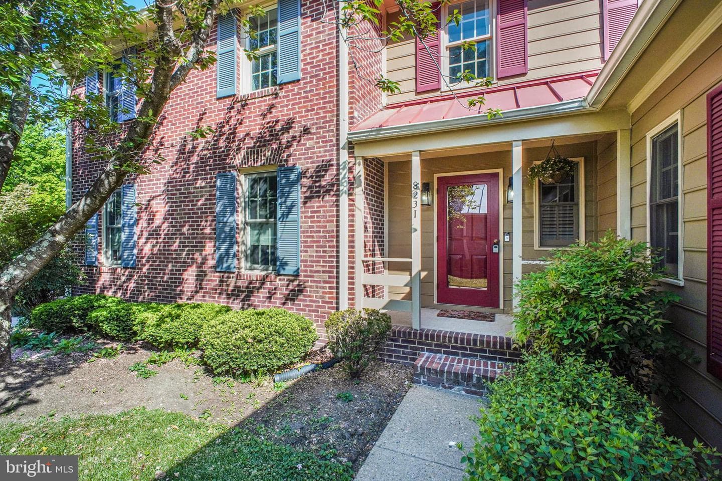 823 College Avenue #i photo 5