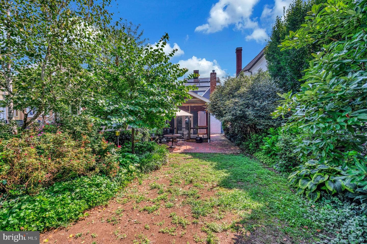 1102 Prince Edward Street photo 69