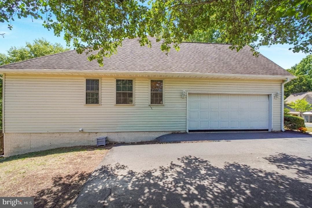 109 Huntington Hills Lane photo 36