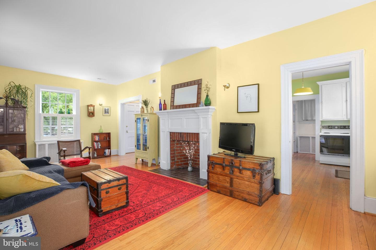 800 Sylvania Avenue photo 5