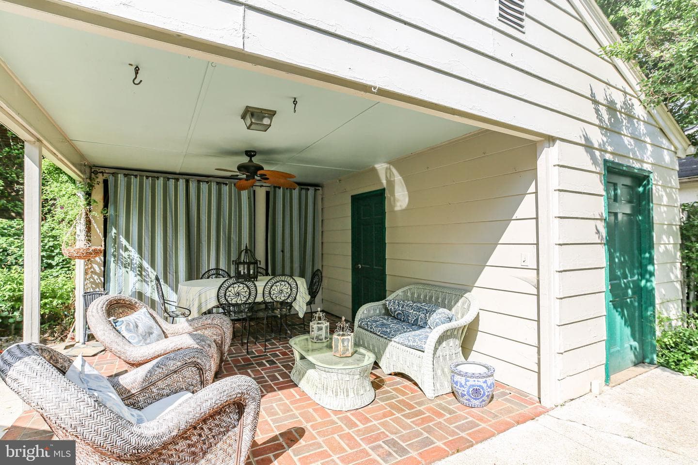 1500 Augustine Avenue photo 58