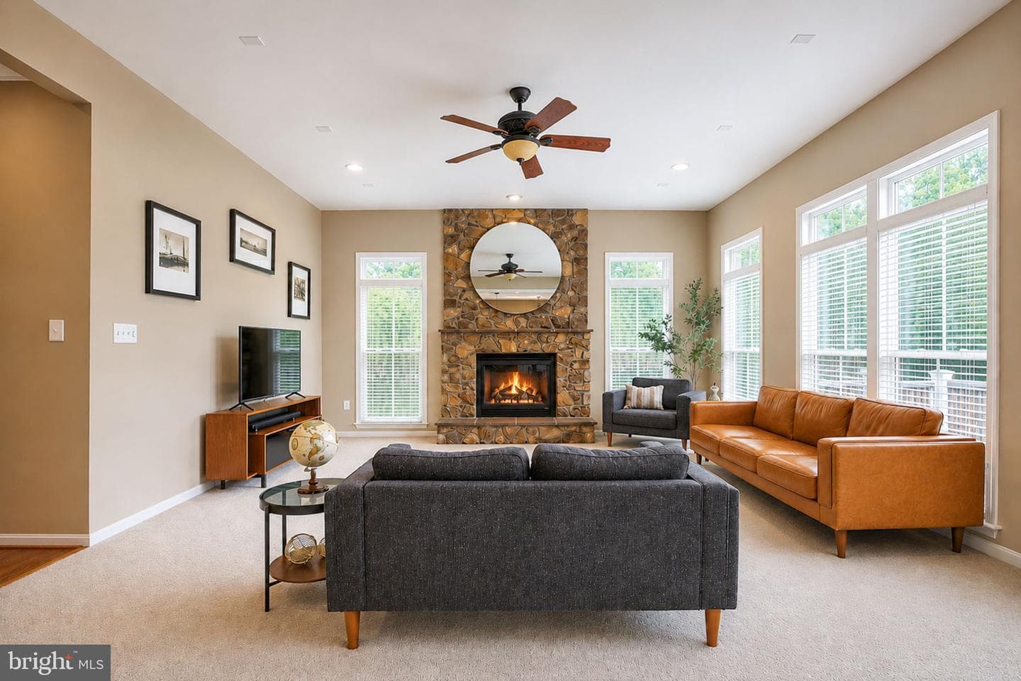 1002 W Kensington Circle photo 11
