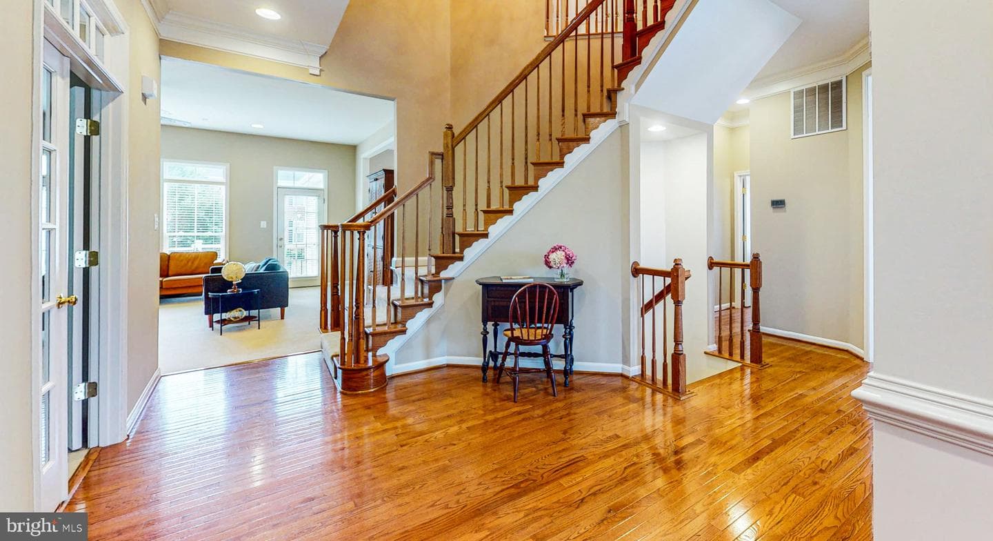 1002 W Kensington Circle, Fredericksburg