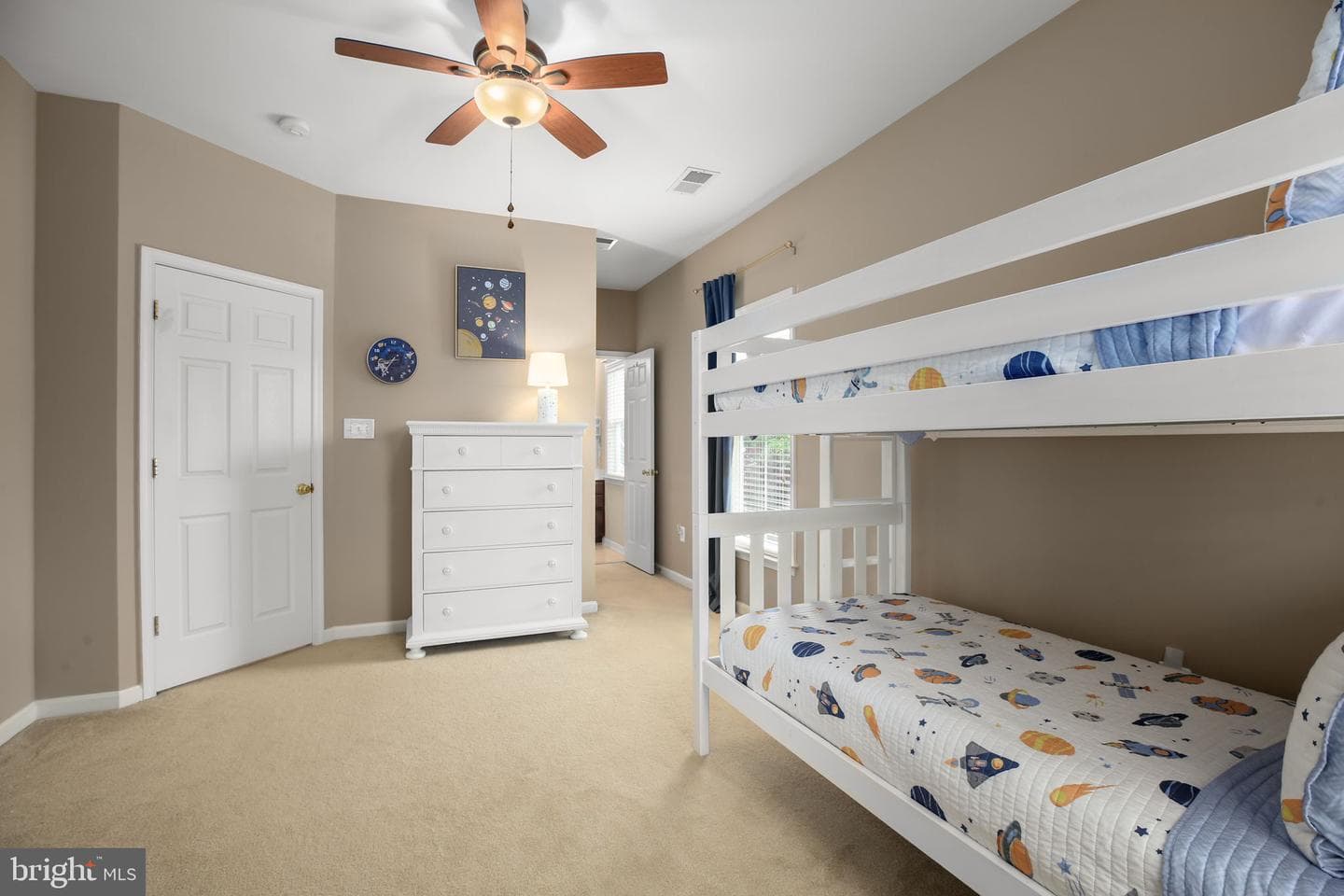 1002 W Kensington Circle photo 41