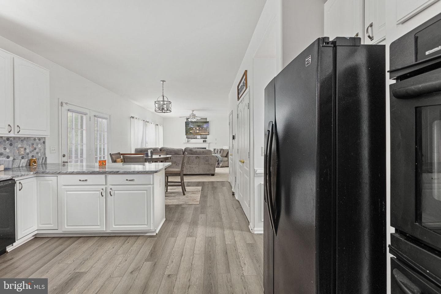 1004 Black Oak Court photo 18