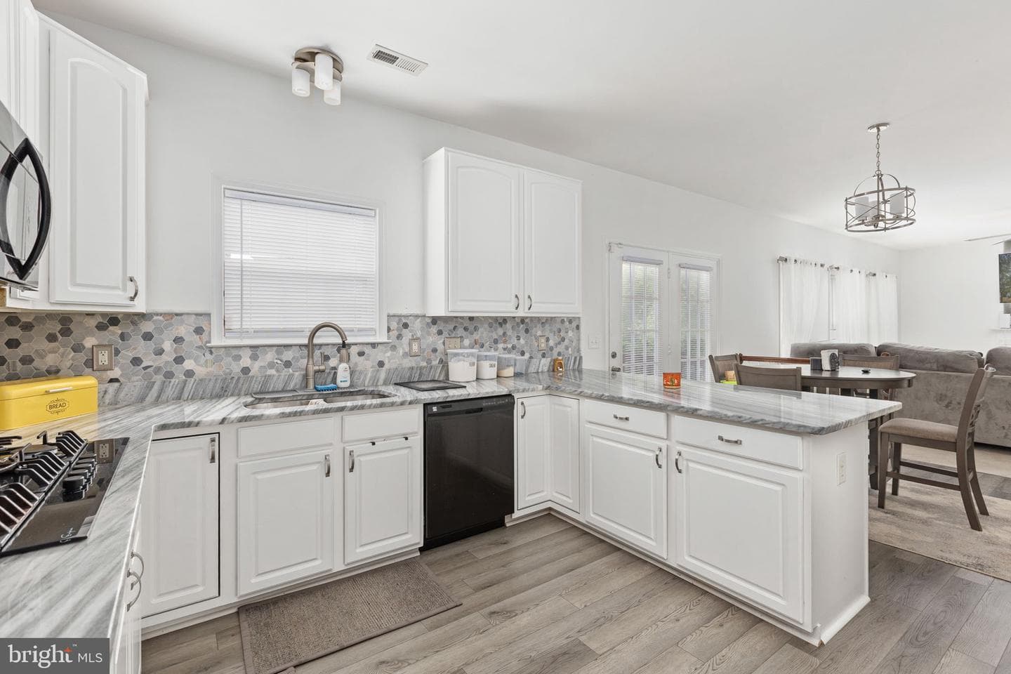1004 Black Oak Court photo 20